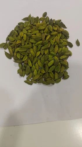 Green Cardamom Split