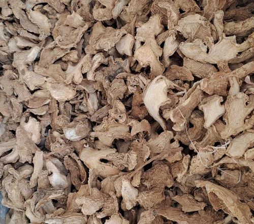 Natural Dry Ginger Chips, Without Sulphur