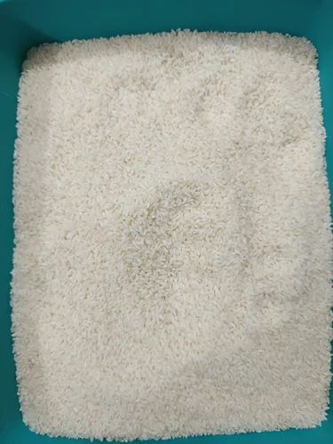 White Raw Rice, Grain Length: Medium Grain