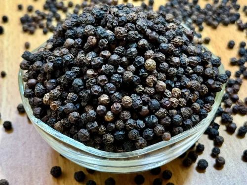 Organic Black Pepper, Whole (Peppercorn)