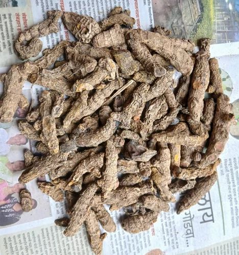 Nizamabad Dried Turmeric Roots (Finger Grade, 4% Curcumin)