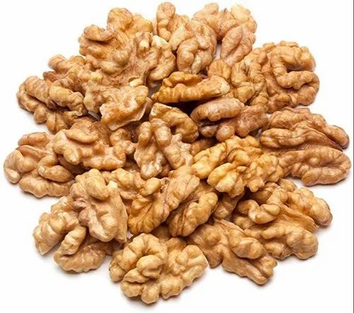 Split Fresh Walnut Kernel, Packaging Size: 30 kg
