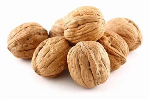 Kashmiri Kagzi Whole Walnuts, Packaging Size: 1 Kg