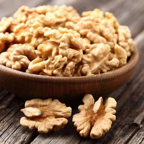 Halves 1 Kg lenity Kashmiri Walnut Kernels, Vaccum Bag