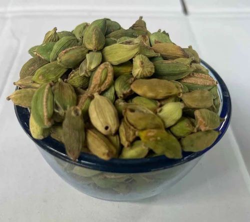 Split Green Cardamom, Cardamom size: 6 mm