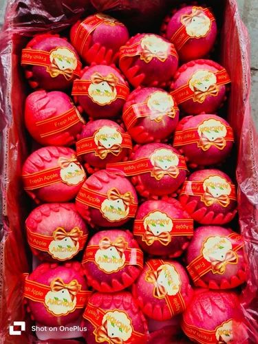 China A Grade Fuji Apple, Packaging Type: Carton