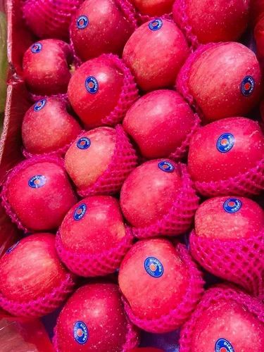 APPLE FUJI (PER KG)