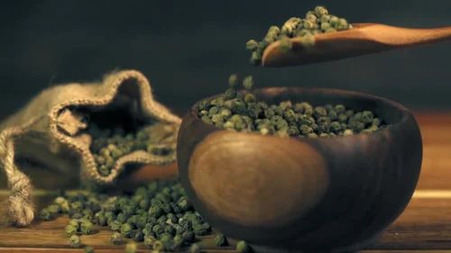 Green Peppercorns, Packaging Type: Loose
