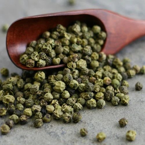 Dehydrated Green Peppercorn
