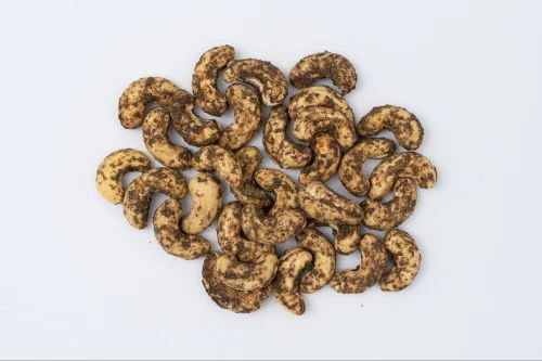 Black Pepper Flavored Cashew Nuts