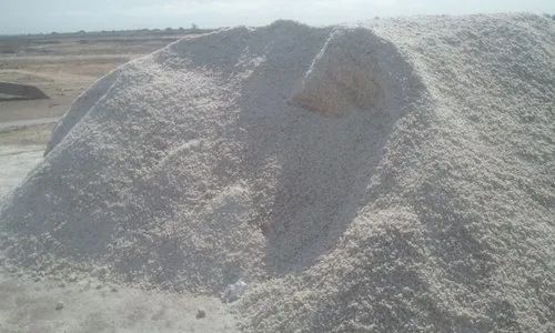 White Crystal Lake & Pond Cleaning Salt, Packaging Size: 25kg or 50kg, Grade: Industrial
