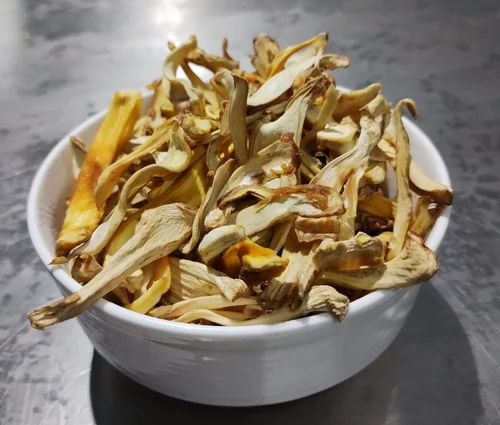 Yellow Dehydrated Jackfruit Flakes, Packaging Size: 5 kg