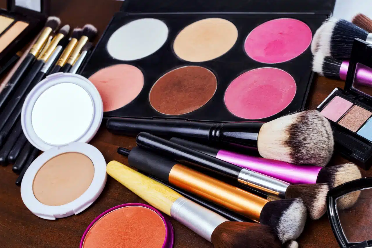 Make Up Kit