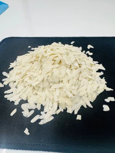 Rice Pova, Medium