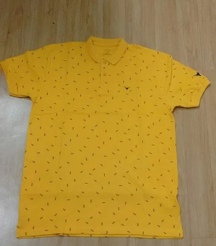 Printed Polyester Men Colored T Shirt, Henley Collar