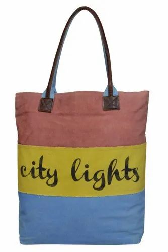 Designer Ladies Shoulder Bag in Latest Designs