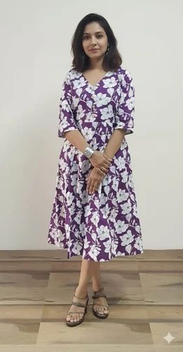 Printed Foil Print Cotton A Line Kurti, Length: Knee Length