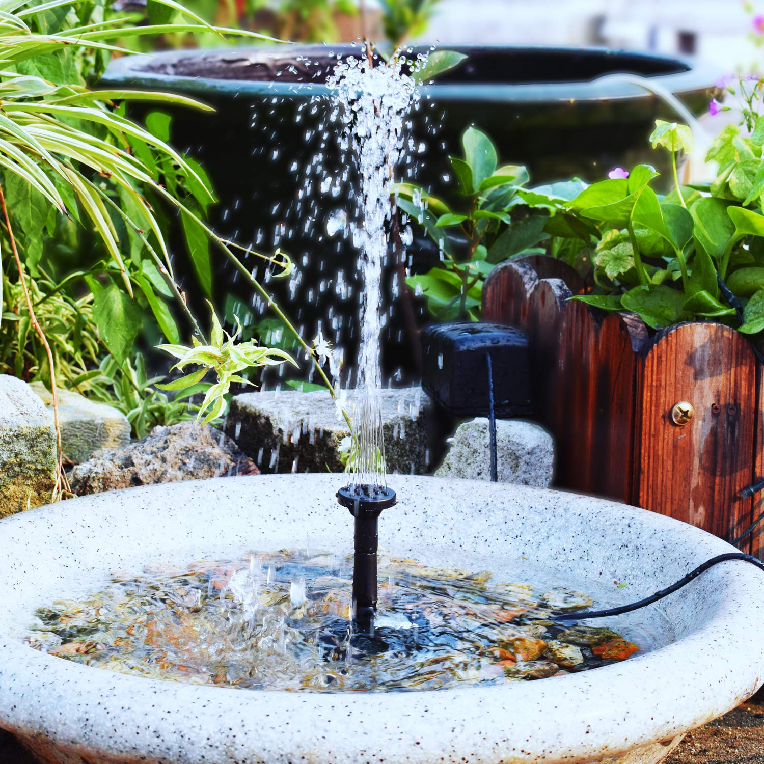 Bird Baths, Fountains & Fountain Accessories