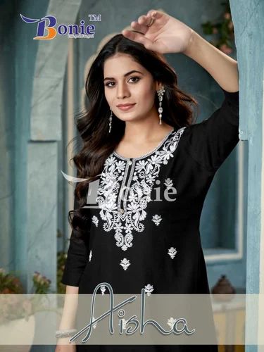 Short Lucknowi Kurti