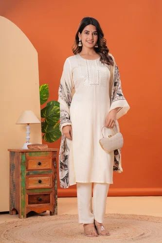 Rayon Reyon Kurti With Pant With Duptta, Solid