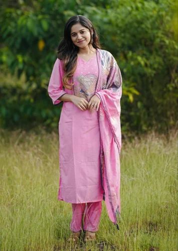 Ladies Pink Chaderi Silk Kurti Set For All Occasion