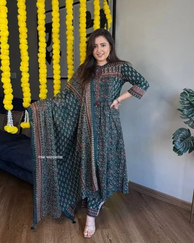 Large Ladies Summer Pure Cotton Printed Kurti with Pocket