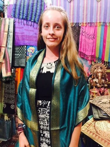 25 X 72 Inches Indian Silk Weaved Stole