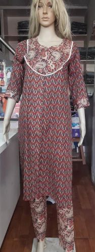 Ladies Printed 3/4 Sleeve Polyester Cotton Kurti
