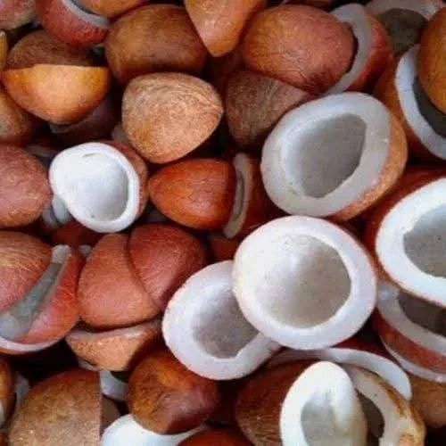 Dry Coconut Copra, Packaging Size: 25, Packets