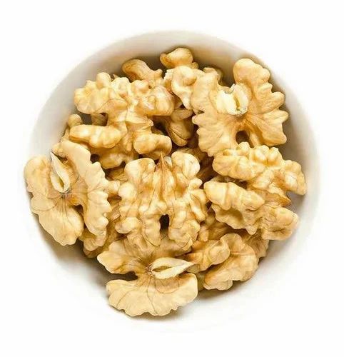 Halves Kashmiri Walnut Kernels Akhrot Giri, Vaccum Bag