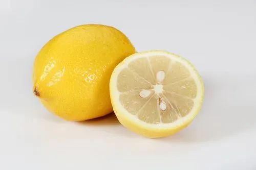 A Grade Pan India Lemon, Packaging Size: 5 Kg, Packaging Type: Carton