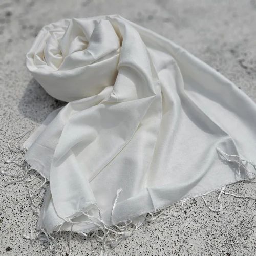Custom made Soft 100% Bamboo Scarves Breathable Eco Friendly Shawl Sustainable Fashion Winter Wraps