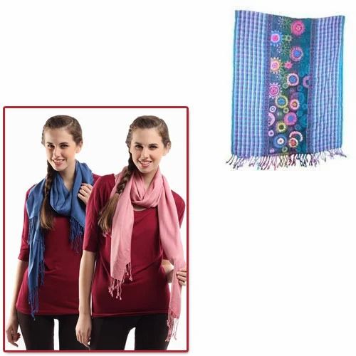 Girls Woolen Stoles