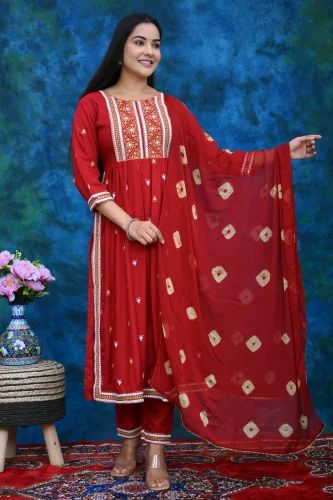 3 Piece Set Rayon Nyra Cut Kurtis, Size: XL
