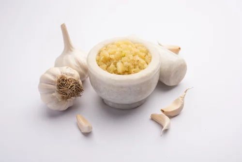 Nutromist International Garlic Paste (1 kg Glass Bottle)