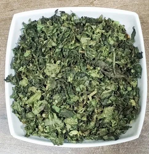 A Grade DRY Spinach Leaves, Plastic Bag, Packaging Size: 10 Kg
