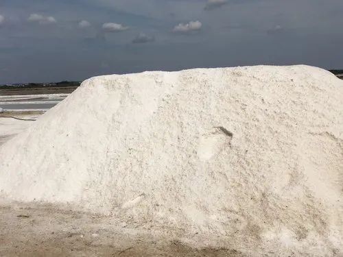 White Crystal Sea salt, Packaging Size: 25kg or 50kg, Grade: Industrial Grade
