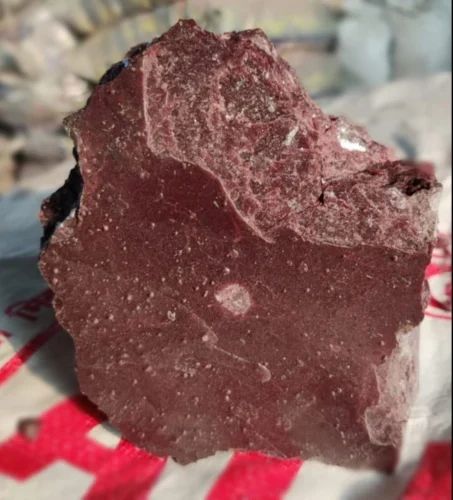 Black Salt Lumps