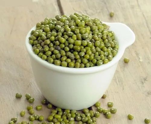 Polished Whole Green Moong Dal, Packaging Size: Loose