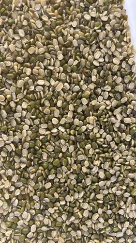 Tiger Green Moong Chilka Dal, Packaging Size: Loose