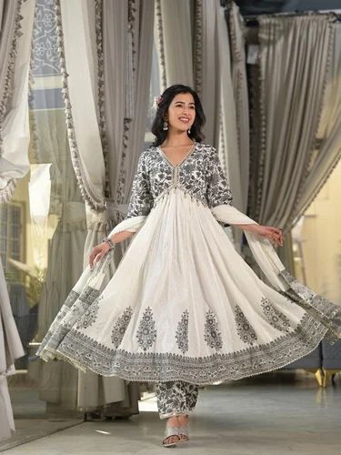Embroidery kurti, Formal Wear