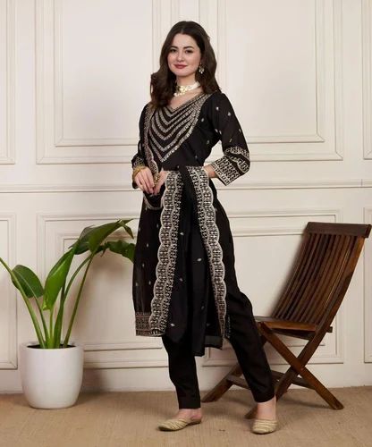 Ladies Wedding Wear Stunning Black Color Chanderi Silk Printed Kurti Set At Low Price