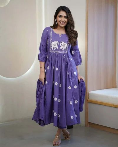 Cotton Ladies Lucknowi Chikan Kurti