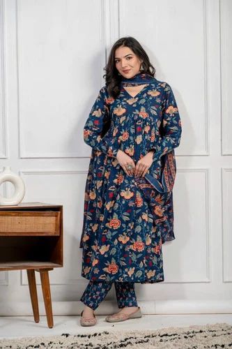 Trendy Light Weight V Neck Full Sleeve Pattern Fancy Kurti Set For Running Days Wear